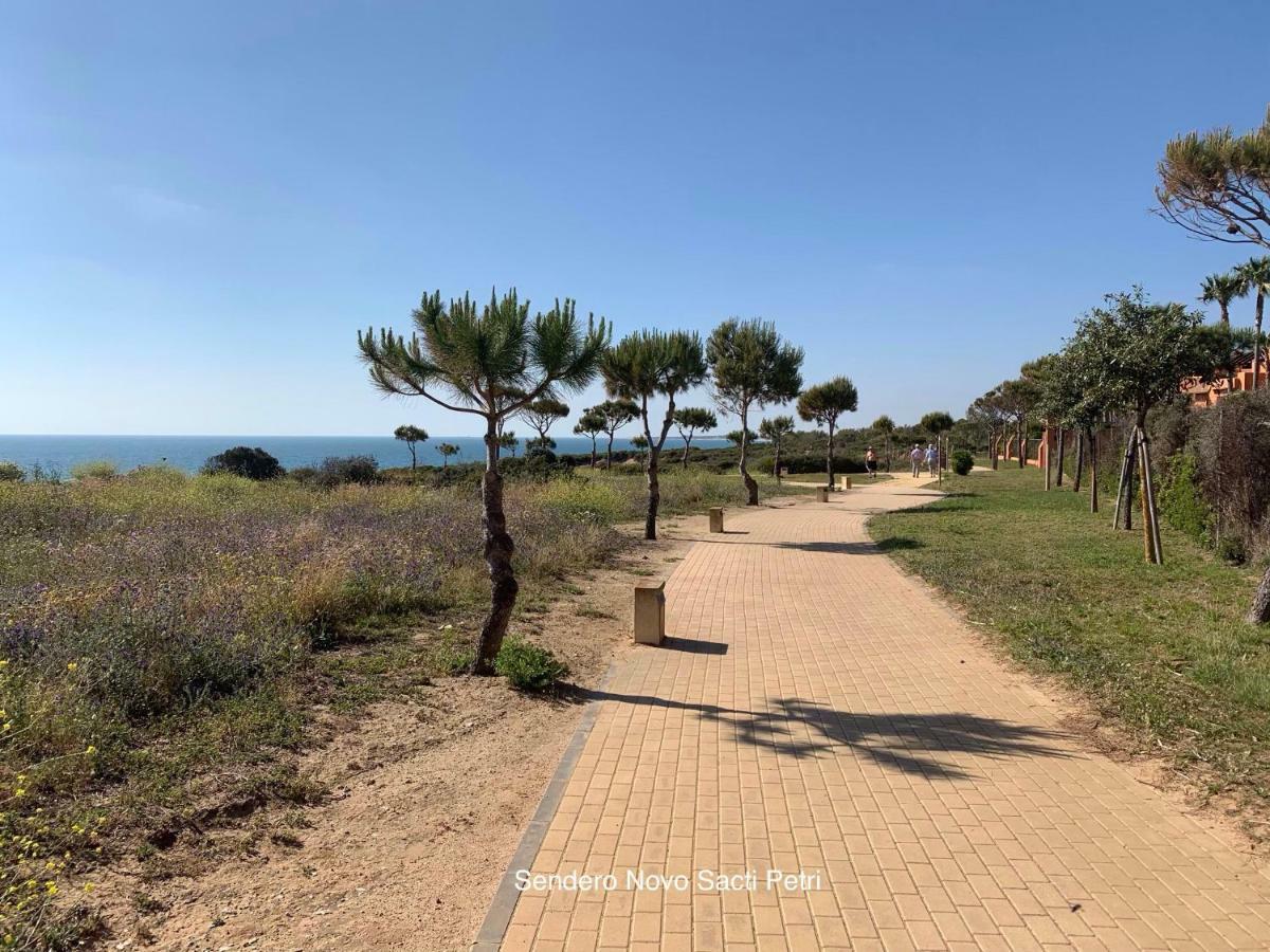 Villa Adosado Residencial el Trébol Urbanización Novo Sancti Petri Chiclana de la Frontera Exterior foto